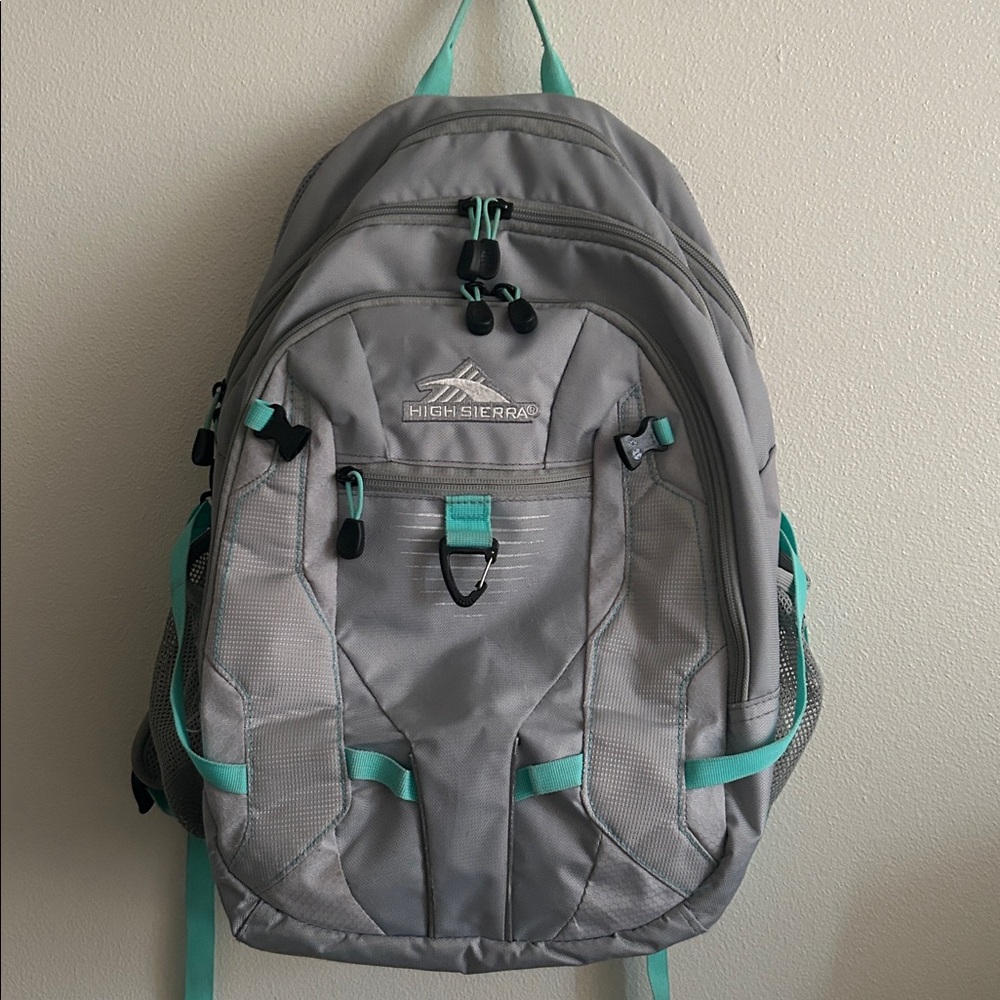 High Sierra Aggro Light Gray/Aqua Durable Laptop Backpack